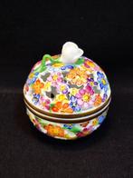 Herend - Kan - 6219/C zeer kleine dekseldoos/bonbonnière met