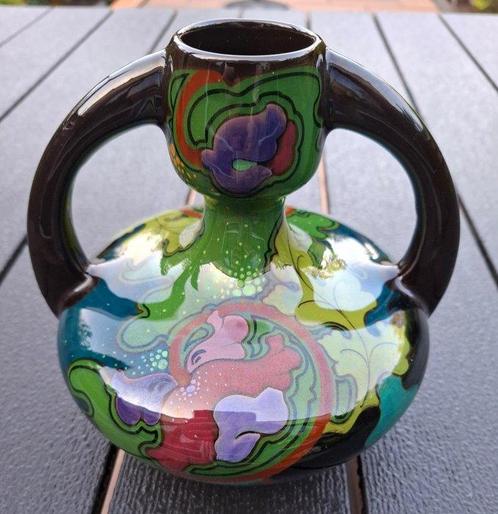 Regina Kunstaardewerkfabriek - Vase -  57  - Faïence/, Antiek en Kunst, Antiek | Glaswerk en Kristal