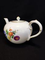 Meissen - Theepot - 1,0 liter, 13,3x23,5 cm bloemenmalerei /, Antiek en Kunst