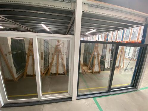 pvc schuifraam, garagedeur, buitendeur, kozijn, schuifpui,, Doe-het-zelf en Bouw, Raamkozijnen en Schuifdeuren, Inclusief glas