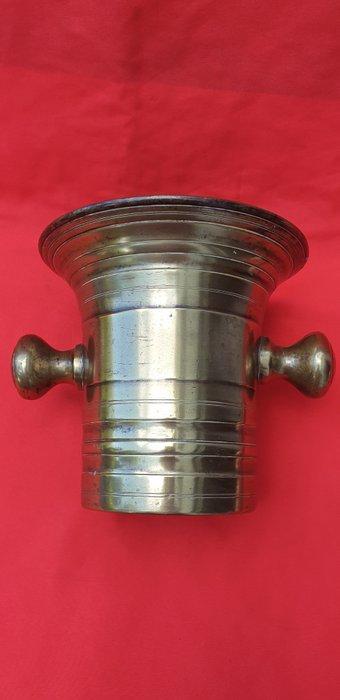 Vijzel en stamper (2) - Messing, Groot - Verzameling, Antiek en Kunst, Antiek | Overige Antiek