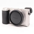 Sony A6000 zilver body  | Tweedehands, Audio, Tv en Foto, Fotocamera's Digitaal, Verzenden, Zo goed als nieuw, Sony