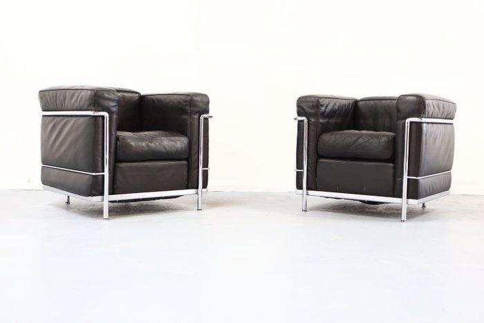 Cassina - Le Corbusier, Pierre Jeanneret, Charlotte Perriand, Antiek en Kunst, Curiosa en Brocante