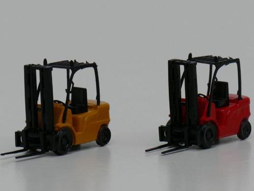 Schaal 00 B-T Models L14 Set van 2 vorkheftrucks #991, Hobby en Vrije tijd, Modelbouw | Overige, Zo goed als nieuw, Ophalen of Verzenden