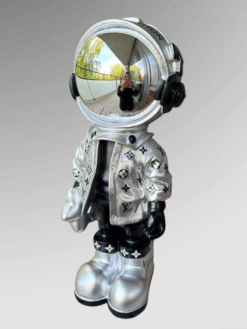 AmsterdamArts - Star Astronaut Louis Vuitton silver, Antiek en Kunst, Kunst | Schilderijen | Modern