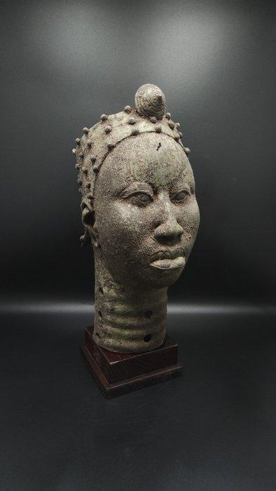 prachtig koninklijk hoofd van Ife - bini /edo - Nigeria, Antiek en Kunst, Kunst | Niet-Westerse kunst