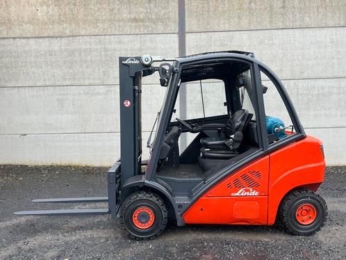 Linde H25T chariot élévateur gaz - 2,5 tonne - triplex (80), Articles professionnels, Machines & Construction | Chariots élévateurs & Transport interne