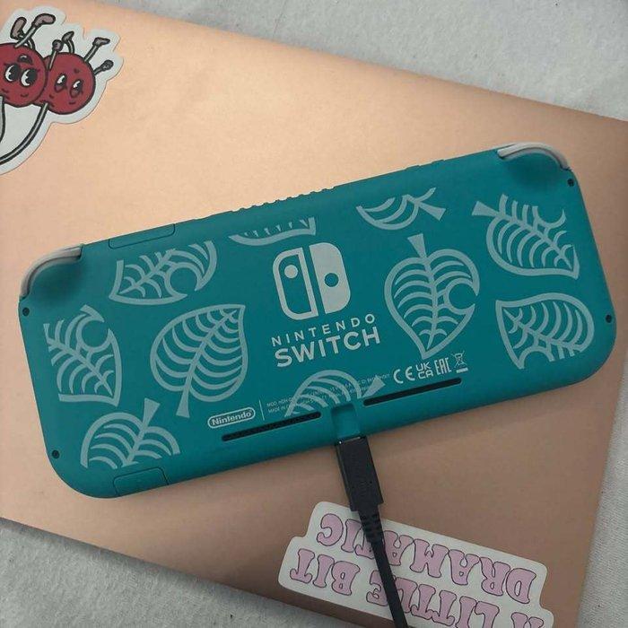 Nintendo - Switch Lite - Animal Crossing: New Horizons Timmy, Games en Spelcomputers, Spelcomputers | Overige Accessoires