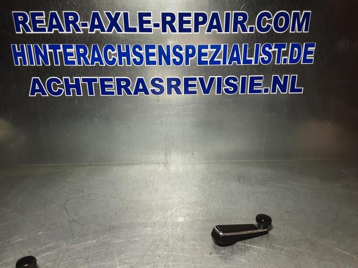 Raamslinger Opel Kadett C, zwart met chroom. (Interieur), Auto-onderdelen, Interieur en Bekleding, Gebruikt, Opel, Verzenden