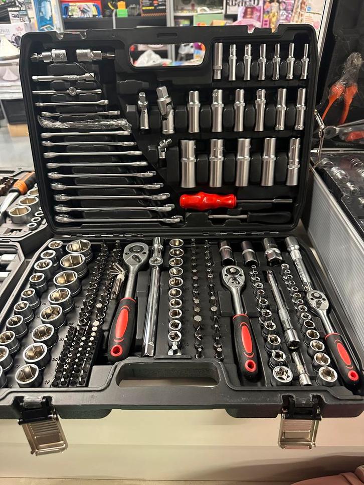 NEW Gereedschapskoffer 216 delig Chrome vanadium nieuw, Doe-het-zelf en Bouw, Gereedschapskisten, Nieuw, Gevuld, Ophalen of Verzenden