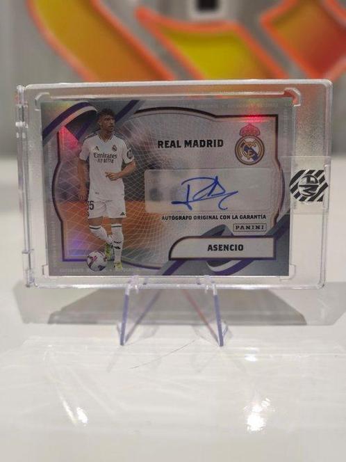Real Madrid - Raúl Asencio - Carte de sport, Verzamelen, Overige Verzamelen