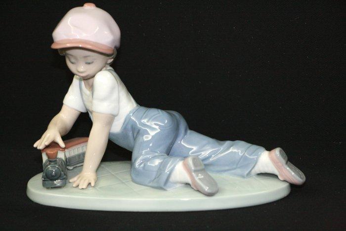 Lladró - Beeldje - Can I Play, Starting Forward, All Aboard, Antiek en Kunst, Antiek | Glaswerk en Kristal