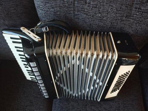 Parrot - - Piano accordéon - Chine (Sans Prix de Réserve), Muziek en Instrumenten, Blaasinstrumenten | Blokfluiten