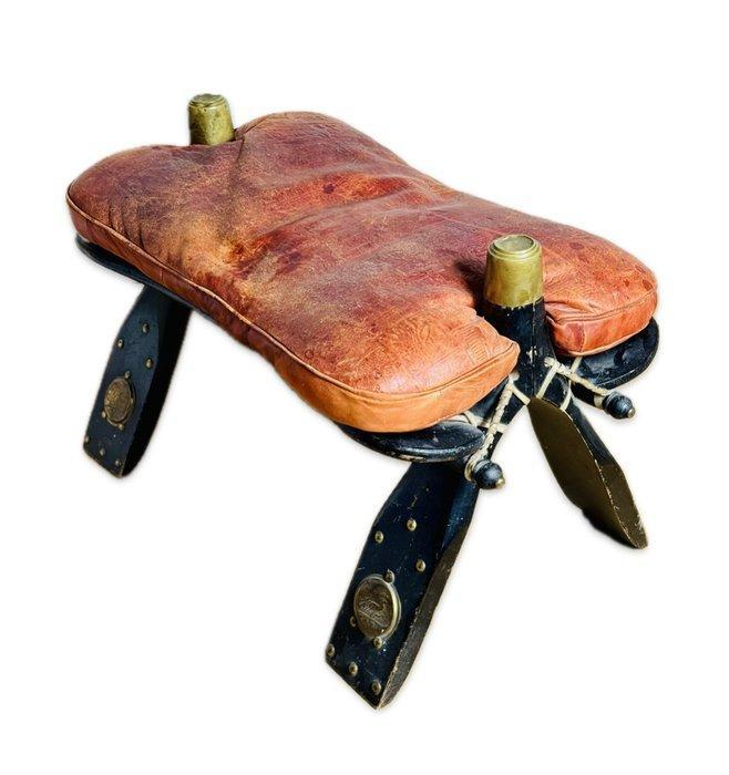 Stoel - Kameel - Hout, Leder, Antiek en Kunst, Kunst | Designobjecten