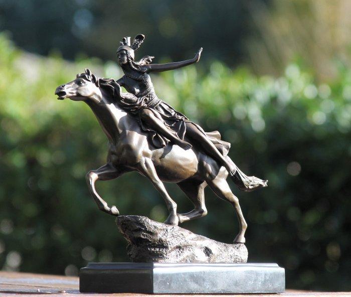 sculptuur, bronzen beeld van een valkyrie. - 26 cm - brons, Antiek en Kunst, Kunst | Designobjecten