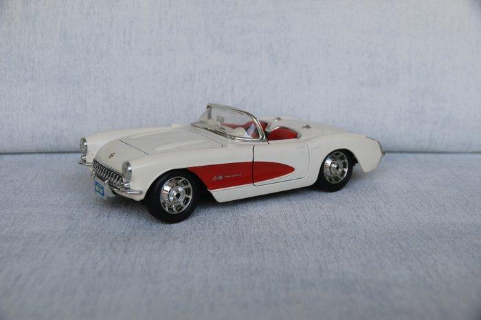 Bburago 1:24 - Modelauto (8) - American Muscle; Diverse, Hobby en Vrije tijd, Modelauto's | 1:5 tot 1:12