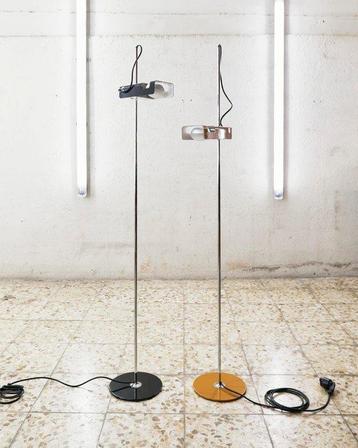 Oluce - Joe Colombo - Lampadaire - Araignée - Aluminium,