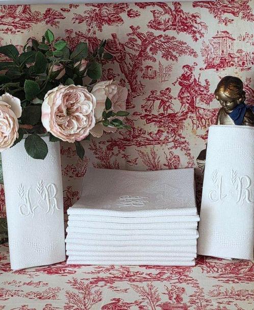 12 serviettes de table en lin monogrammées - Serviette de, Antiek en Kunst, Antiek | Meubels | Tafels