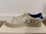 Givenchy - Givenchy Reverse Letters Low Top Sneaker -, Nieuw