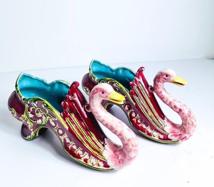 Bloempot - Schoenen - Keramiek, Antiquités & Art, Curiosités & Brocante