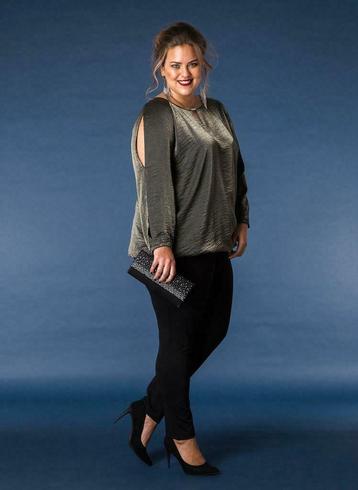 Blouse glans Yesta 66cm maat 54/56, Verzenden