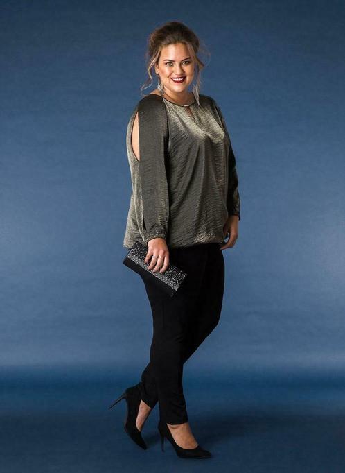 Blouse glans Yesta 66cm maat 54/56, Kleding | Dames, Blouses en Tunieken, Verzenden