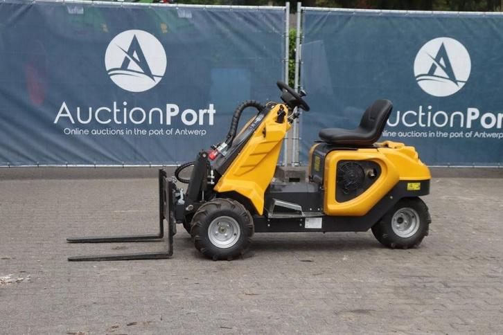 Veiling: Schranklader Heracles H130 Benzine 2024, Zakelijke goederen, Machines en Bouw | Kranen en Graafmachines, Ophalen