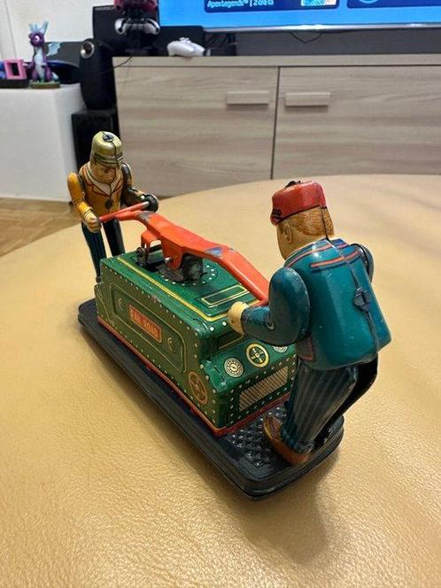 Japanese Manufacturer - Jouet en étain - Rail Road Car With, Antiek en Kunst, Antiek | Speelgoed