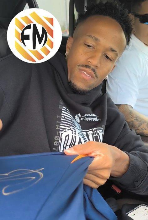 Real Madrid - Eder Militao - Voetbalshirt, Verzamelen, Overige Verzamelen