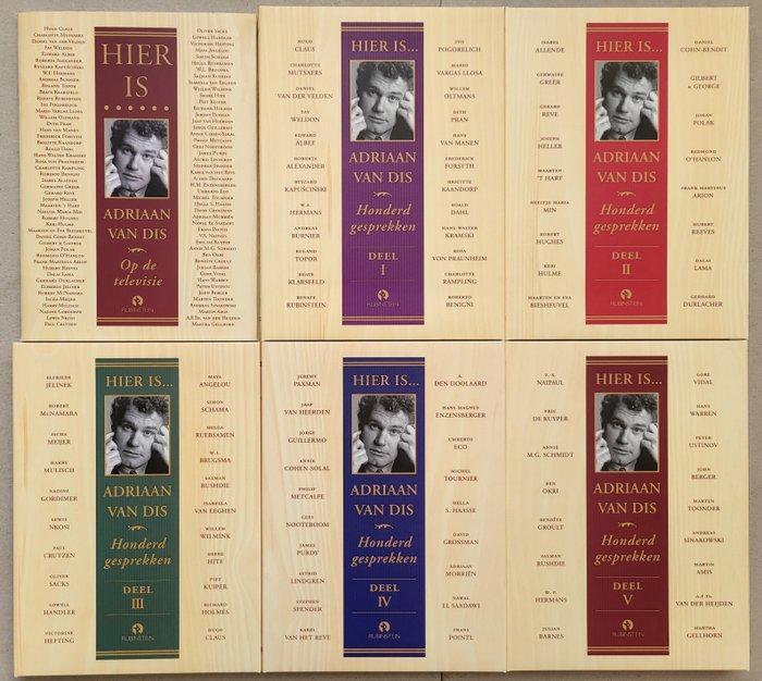 Adriaan van Dis - Hier is... Adriaan van Dis: honderd, Antiek en Kunst, Antiek | Boeken en Manuscripten