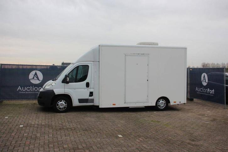 Veiling: Bakwagen Peugeot BOXER Diesel 2013, Auto's, Bestelwagens en Lichte vracht, Ophalen