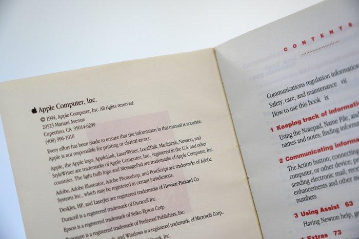 Apple Newton MessagePad 110 Handbook – Vintage 1994 -, Games en Spelcomputers, Spelcomputers | Overige Accessoires