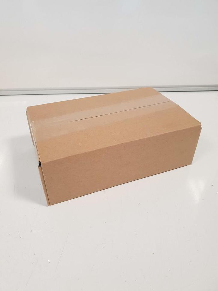 Vouwdozen 284x214x168 mm enkelgolfkarton nieuw (30 stuks), Zakelijke goederen, Stock en Retail | Verpakking en Verzending, Ophalen of Verzenden