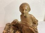 C. Mazzei - Statue, Bergere et ces moutons - 31 cm - Terre, Antiek en Kunst