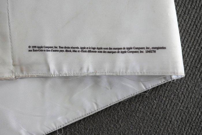 Apple Rare Apple iBook G3 Promo Banner – Double-Sided -, Games en Spelcomputers, Spelcomputers | Overige Accessoires
