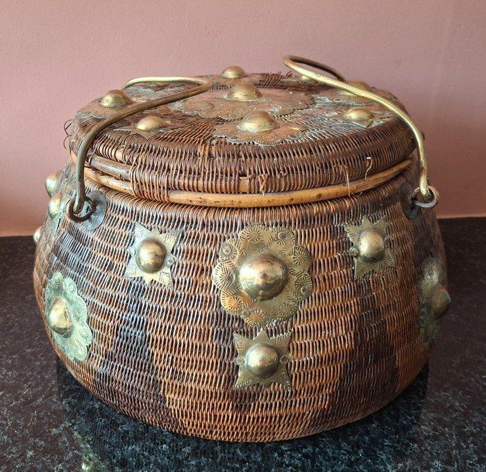 Mand - Riet, Hout, Koper - Aceh, Sumatra - Begin 20e eeuw, Antiek en Kunst, Kunst | Niet-Westerse kunst