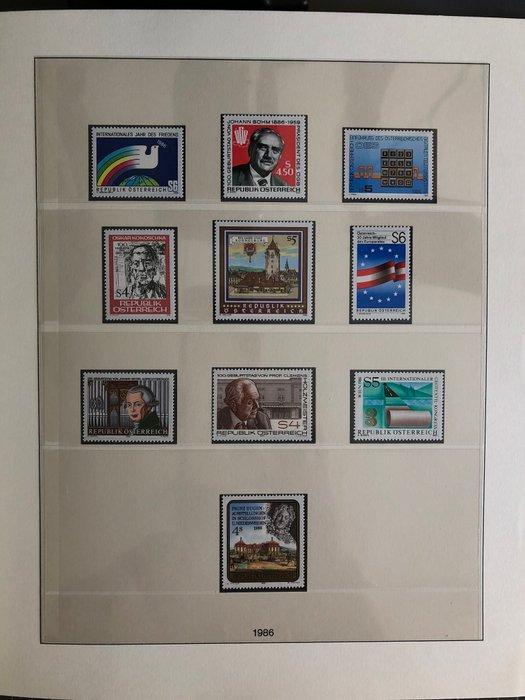 Oostenrijk 1957/2013 - Compleet postfris verzameling in 5, Postzegels en Munten, Postzegels | Europa | Oostenrijk