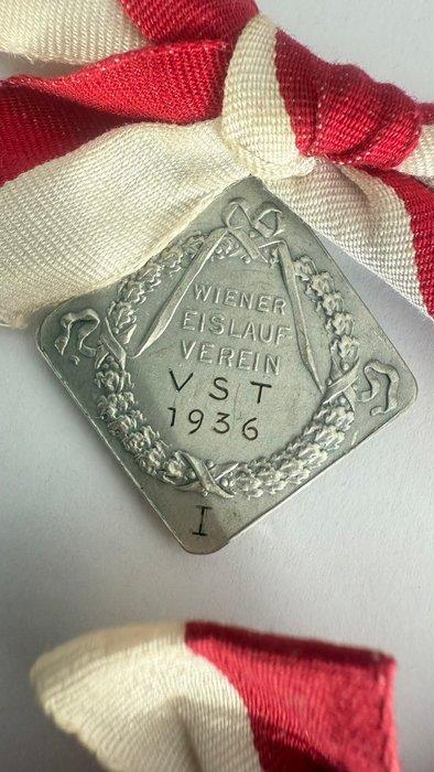 7x Wiener Eislauf-Verein (WEV) Medals (1934-1936) – The, Verzamelen, Overige Verzamelen