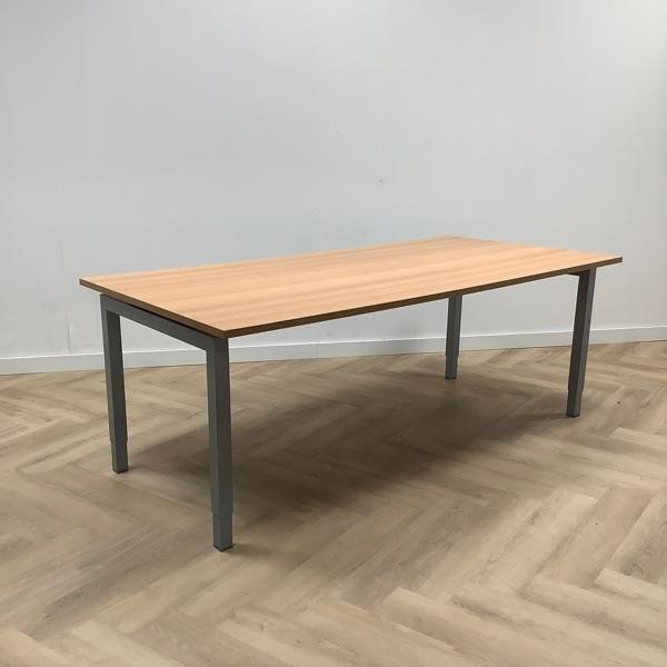 verstelbaar bureau / tafel, 200x100 cm, beuken - grijs, Huis en Inrichting, Bureaus, Bureau, Gebruikt, In hoogte verstelbaar