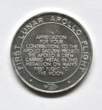 Gevlogen medaille bevat metaal van Apollo 8 die naar de maan, Antiek en Kunst