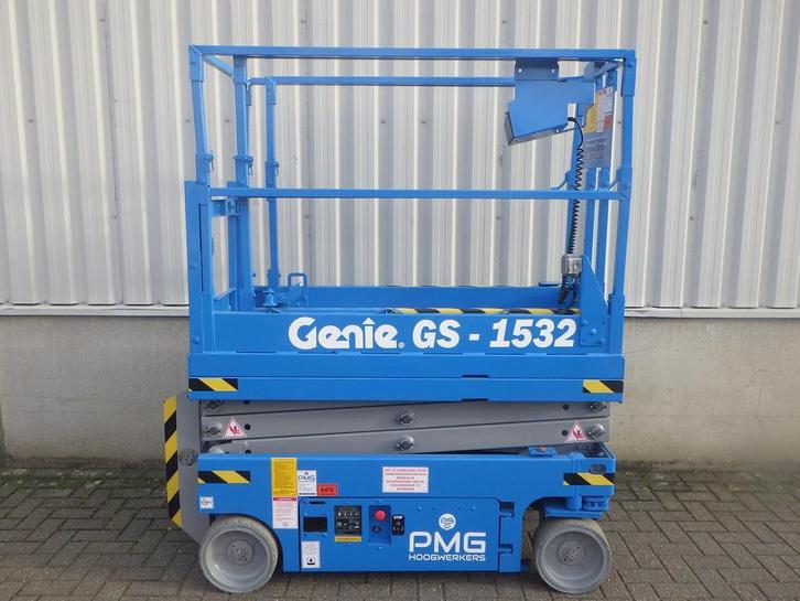 Hoogwerker schaar Genie GS-1532 2015 6,6m werkhoogte gekeurd, Zakelijke goederen, Machines en Bouw | Liften, Steigers en Ladders