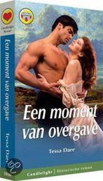 Een moment van overgave / Candlelight historische roman /, Boeken, Verzenden, Gelezen, Tessa Dare