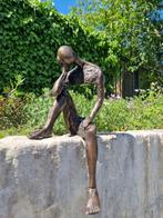 Beeldje - Modernist deep emotional sculpture - Brons