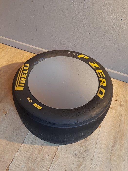 Band (1) - Pirelli - Racing Band / Slick - Formule 2 -, Verzamelen, Automerken, Motoren en Formule 1