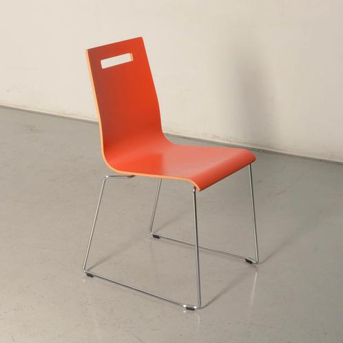 Frontseat kantinestoel, oranje, sledeframe, Huis en Inrichting, Stoelen, Gebruikt, Ophalen of Verzenden