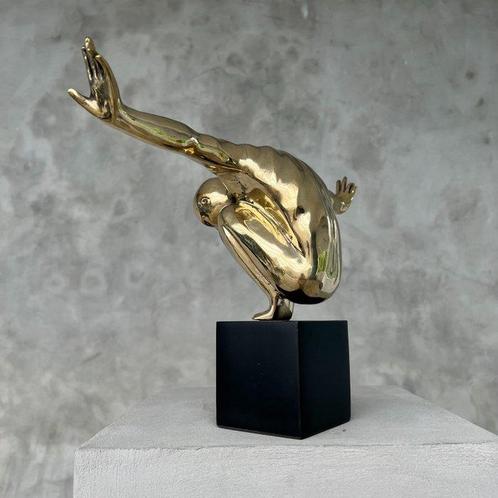 sculptuur, NO RESERVE PRICE - Bronze Statue of an Olympic, Antiek en Kunst, Kunst | Designobjecten
