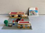 Lego - Classic Town - 377 - Shell Service Station -, Nieuw