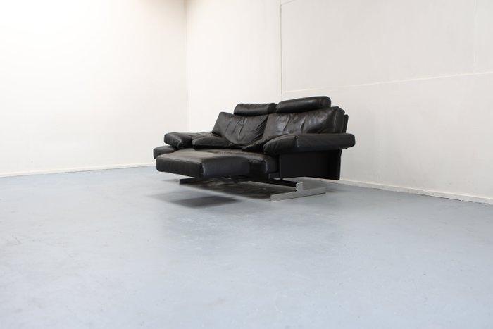 Cor - Cor design team - Sofa - Briol - Leder, Roestvrij, Antiek en Kunst, Kunst | Designobjecten