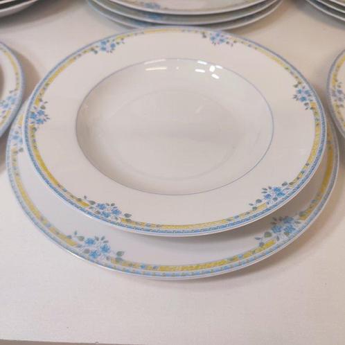 APILCO - Service de table (19) - Porcelaine de LIMOGES - 6, Antiek en Kunst, Antiek | Meubels | Tafels