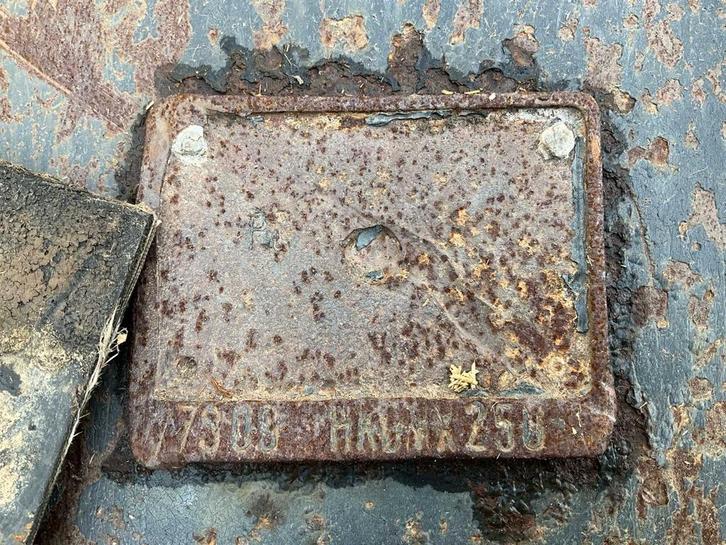 2001 Eurosteel Hoogkiepbak 9500L Graafbak, Zakelijke goederen, Machines en Bouw | Kranen en Graafmachines